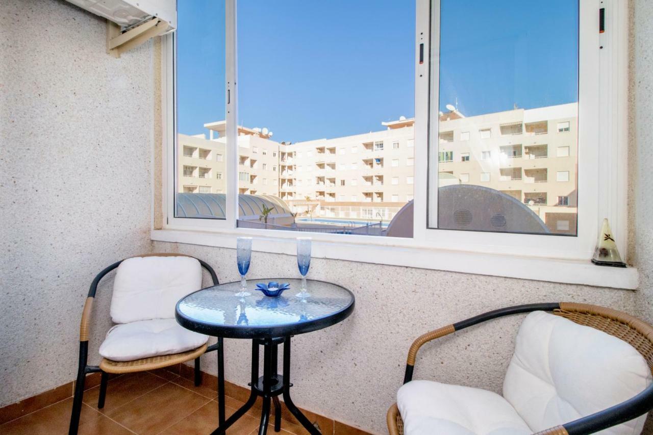Apartment Tomillo Torrevieja Eksteriør billede