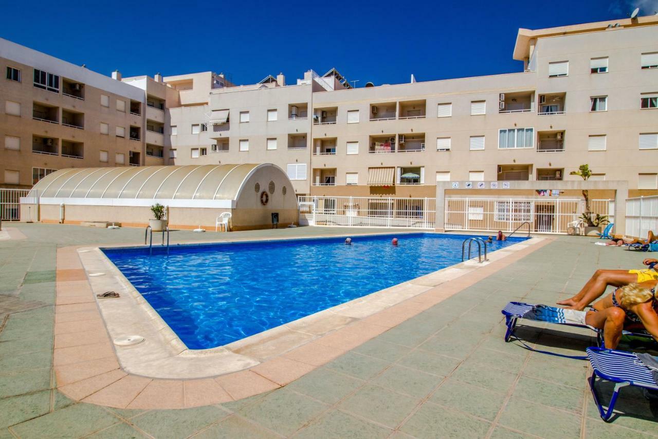Apartment Tomillo Torrevieja Eksteriør billede